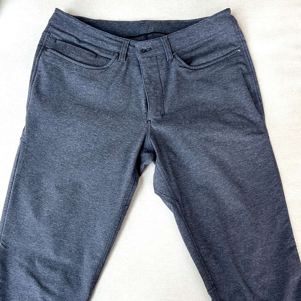 Men’s Lululemon ABC pants 32x34 skinny fit stretch denim